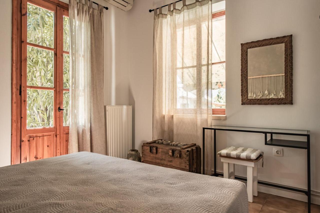 Villa Gioia - Secret Gem With Private Garden Katastárion Exterior foto